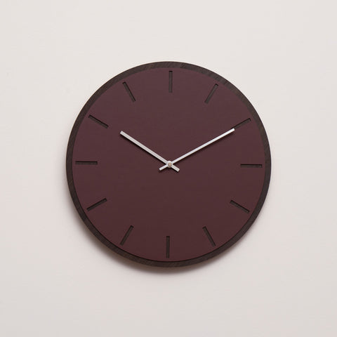 Burgundy Dark Oak vægur – Ø28/Ø38 cm