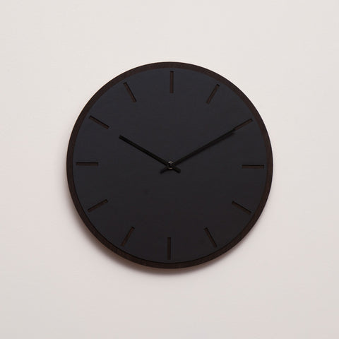 Nero Dark Oak vægur – Ø28/Ø38 cm