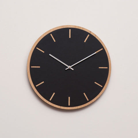 Nero Oak vægur – Ø28/Ø38 cm