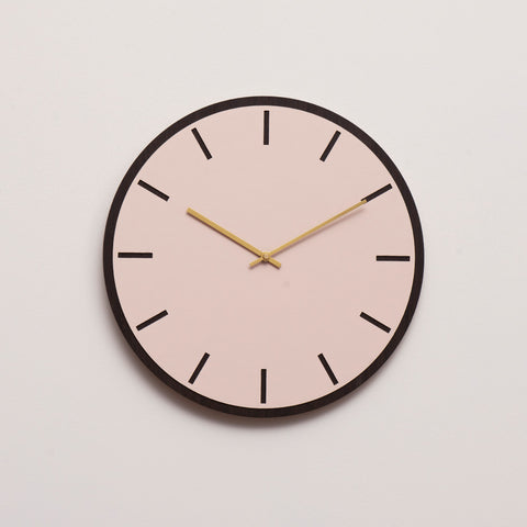 Powder Dark Oak vægur – Ø28/Ø38 cm