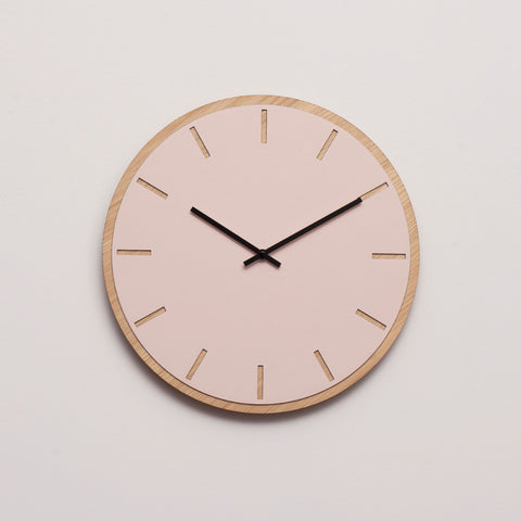 Powder Oak vægur – Ø28/Ø38 cm