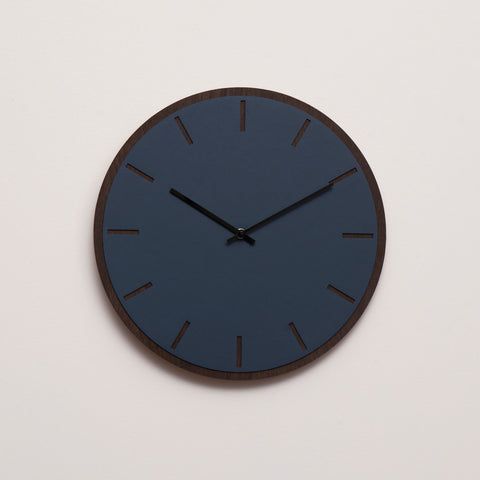 Smokey Blue Dark Oak vægur – Ø28/Ø38 cm