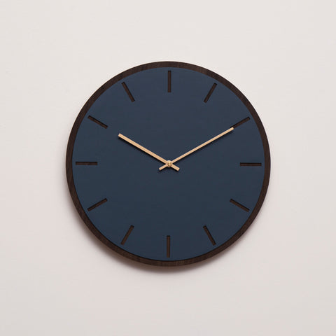 Smokey Blue Dark Oak vægur – Ø28/Ø38 cm