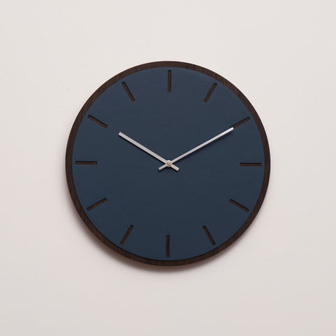 Smokey Blue Dark Oak vægur – Ø28/Ø38 cm