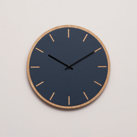 Smokey Blue Oak vægur – Ø28/Ø38 cm