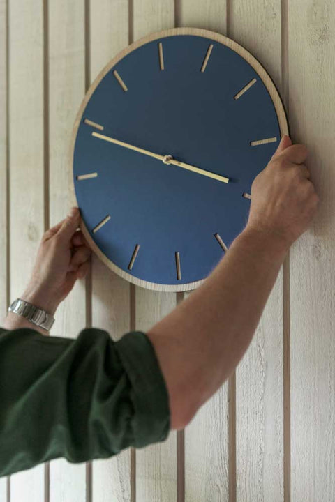 Smokey Blue Oak vægur – Ø28/Ø38 cm