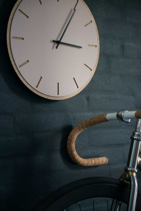 Powder Oak vægur – Ø28/Ø38 cm