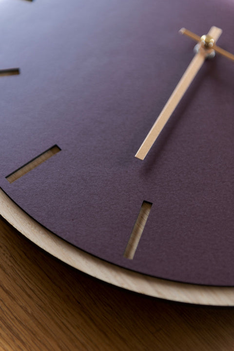 Burgundy Oak vægur – Ø28/Ø38 cm