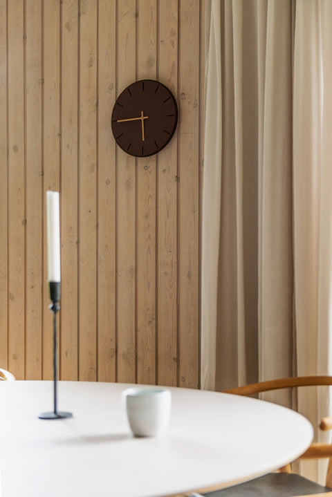 Burgundy Dark Oak vægur – Ø28/Ø38 cm