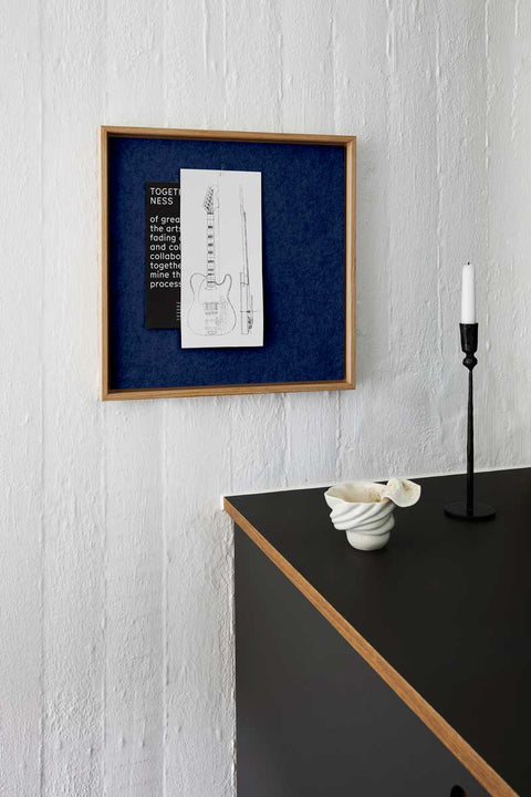 Recy. Pinboard – Cobalt Blue filt – 4 størrelser.